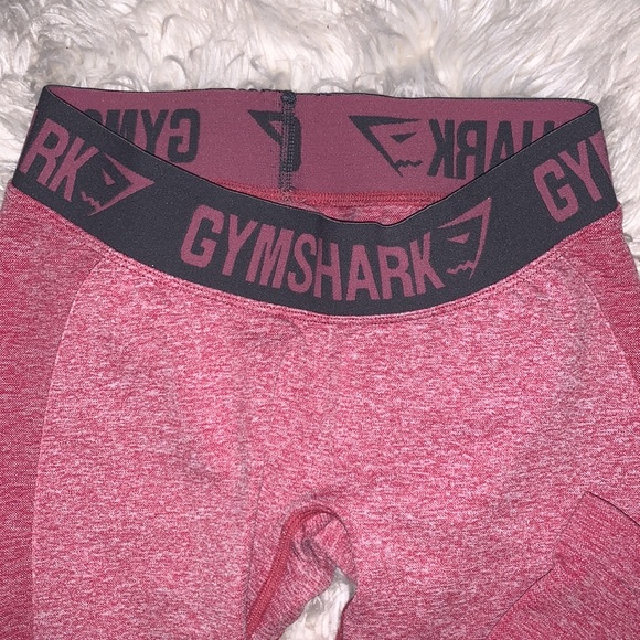 GYMSHARK RASPBERRY WORKOUT TIGHTS - Picture 2 of 3